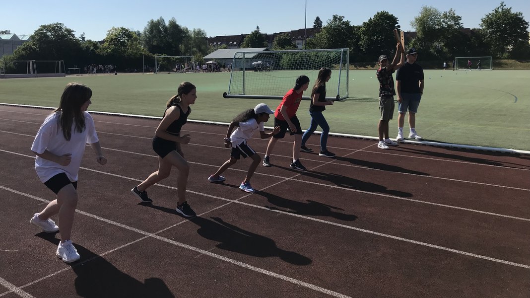 Schüler beim Sport