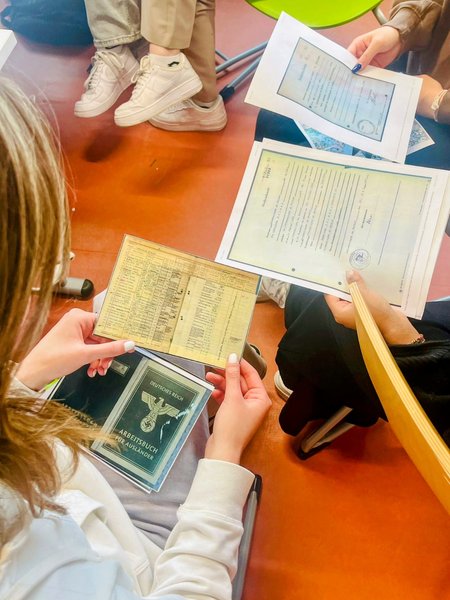 Schüler bei Projektarbeit